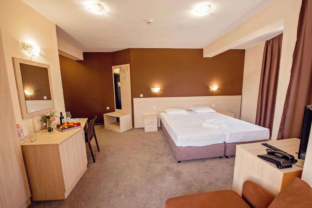 Hotel Santa Maria Obzor Eksteriør billede